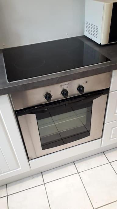 Gite Maison Du Trottoir, Sussac Ngoại thất bức ảnh